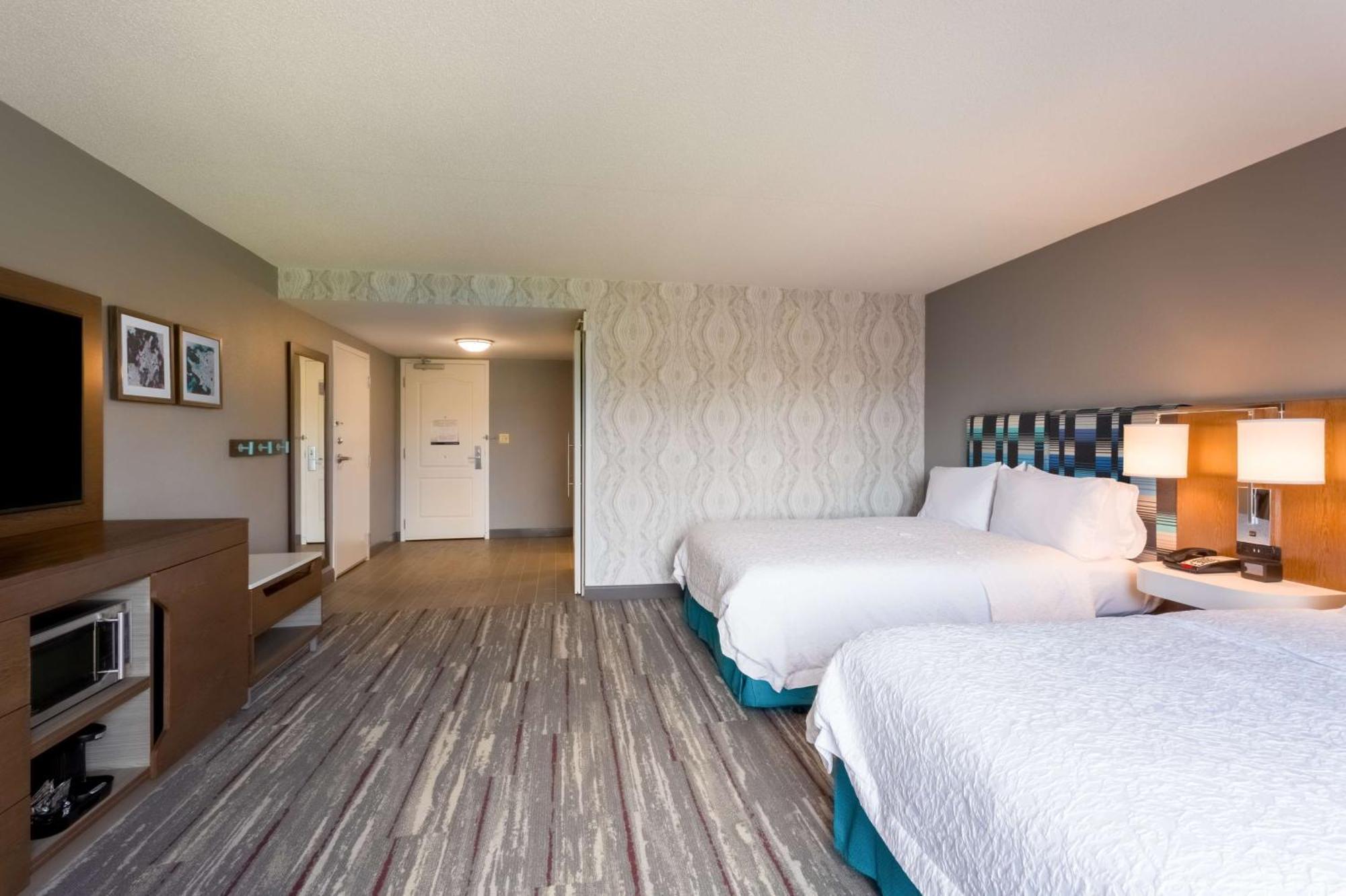 Hotel Hampton & Herndon-reston 3*