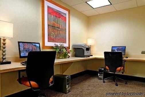 Hampton & Herndon-reston Hotel 3*
