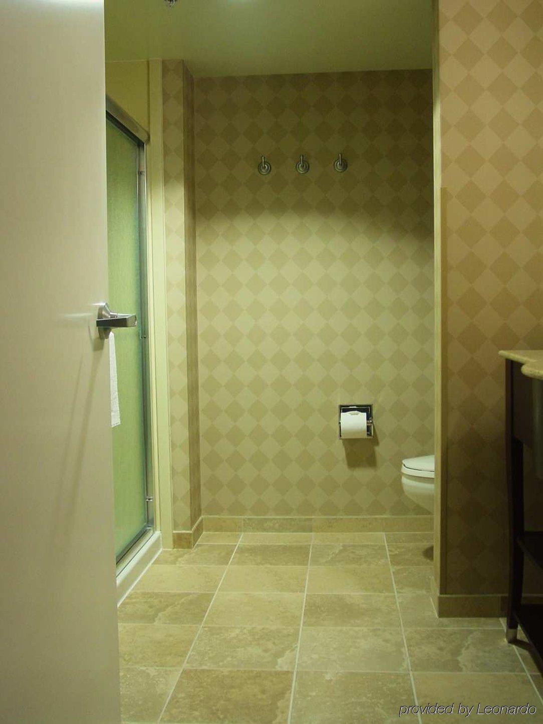 Hotel Hampton & Herndon-reston 3*