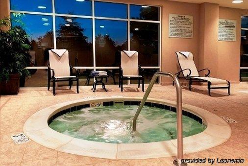 Hotel Hampton & Herndon-reston 3*